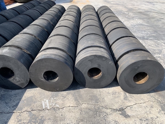 International Compliant Tugboat Fenders with Abrasion and UV Resistance