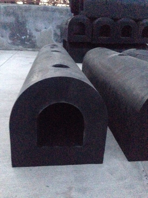 8-10 Year Lifespan Black Rubber Fender