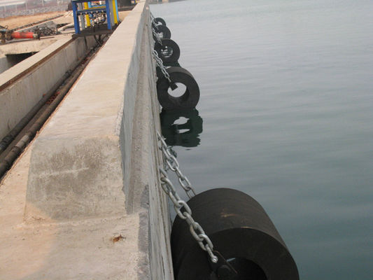 O Type Tug Boat Fenders Marine Rubber Dock Bumpers Anti Aging
