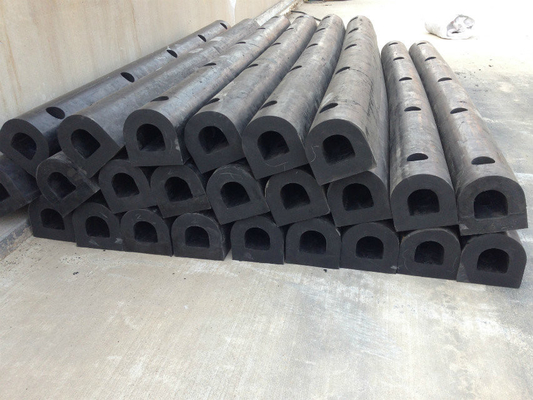 Heavy Duty D Rubber Fenders Marine Protection Bolted Installation Absorb Impact Energy Temperature Resistant