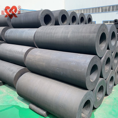 Long Lasting Cylindrical Rubber Fenders Absorb Impact Energy For Maximum Protection