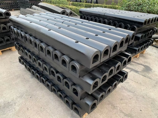 Solid D Rubber Fenders Excellent Weather Resistance For Demanding Applications