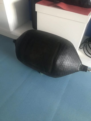D1M*EL12M W Type Rubber Fender For Jetty Protection 6-8 Years Service Life
