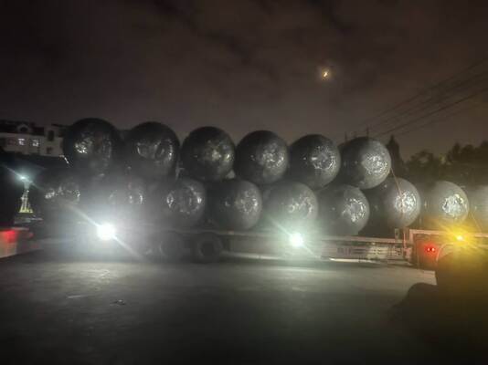 Marine Fender PU Polyurethane Foam Rubber Featuring Excellent Elasticity and Resistance to Marine Environmental Stress