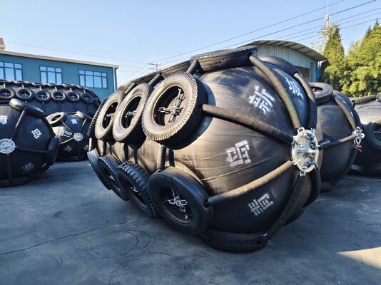Flame-retardant pneumatic rubber fenderHigh Pressure Technology 10 Years Design Using Life