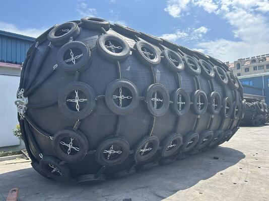 Flame-retardant pneumatic rubber fenderHigh Pressure Technology 10 Years Design Using Life