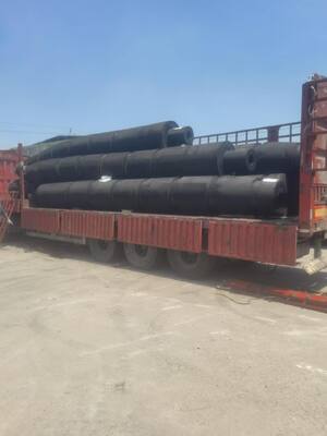 Heavy Duty Tugboat Roller Fenders Moulding Processing Service Marine Fender Solution for Tugboat Impact Absorption Needs