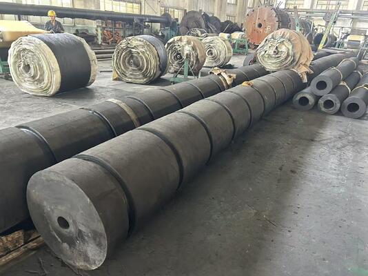 Hardness 70-85A Tug Boat Fenders Heavy Duty Load Capacity Mould And Extrution Craft Durable Marine Protection Solutions
