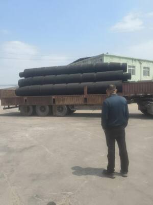 Hardness 70-85A Tug Boat Fenders Heavy Duty Load Capacity Mould And Extrution Craft Durable Marine Protection Solutions