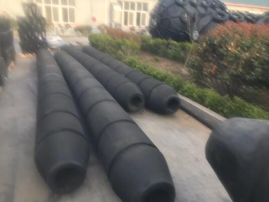 Low Maintenance Tugboat Roller Fenders Height 200mm 450mm Designed to Reduce Maintenance Costs and Enhance Tugboat Safety