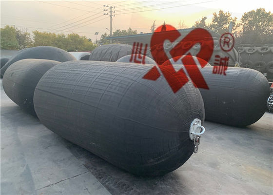 50Kpa Marine Inflatable Dock Fenders Customized Size For Tugboat