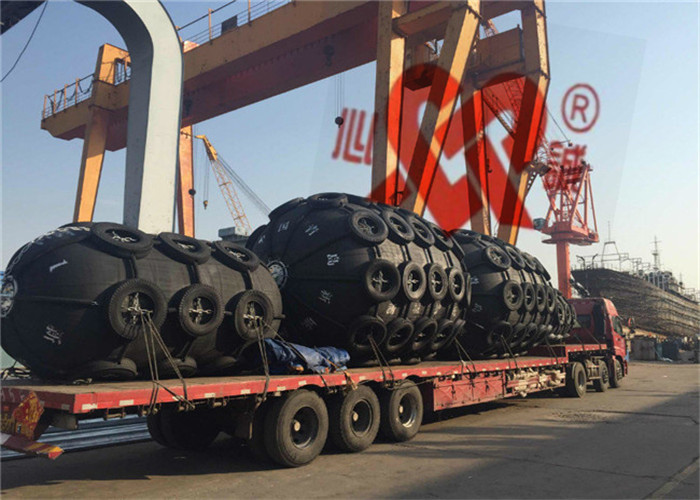 Cruise Ship Yokohama Marine Rubber Fenders Dock Bumper Fender 1.5m Diameter