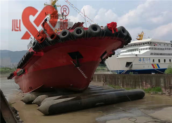 Rubber Landing Marine Salvage Airbags 824M Long For Fishing Boat