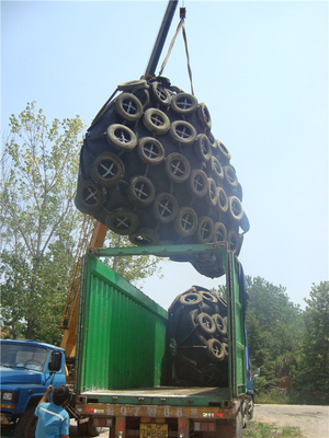 2 Year Guarantee Yokohama Pneumatic Fenders with Rubber Material and Hot Galvanizing Flange